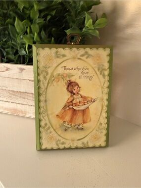 Hallmark Decoupage Wood Plaque from the 1970s featuring Artwork by Mary Hamilton